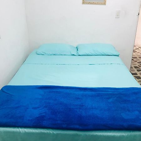 Hostal La 18 Перейра Экстерьер фото