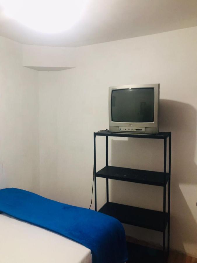 Hostal La 18 Перейра Экстерьер фото