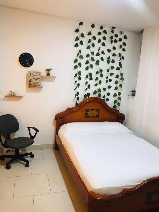 Hostal La 18 Перейра Экстерьер фото