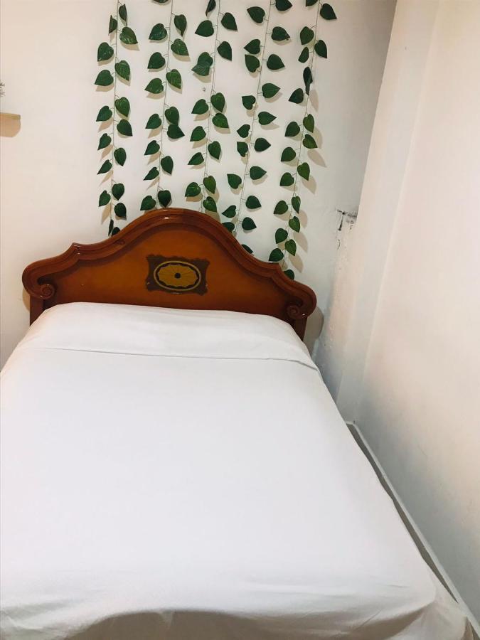 Hostal La 18 Перейра Экстерьер фото