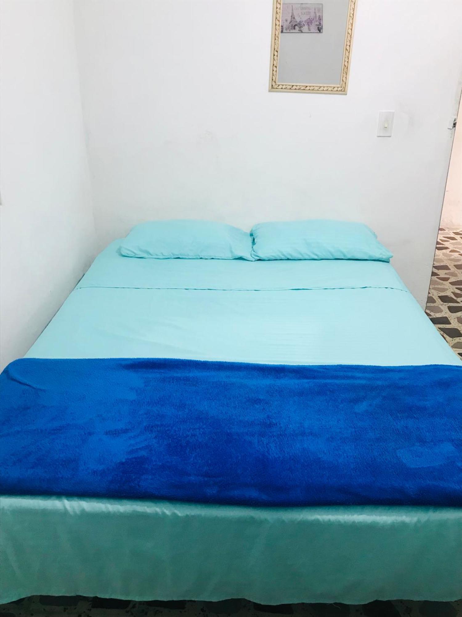 Hostal La 18 Перейра Экстерьер фото